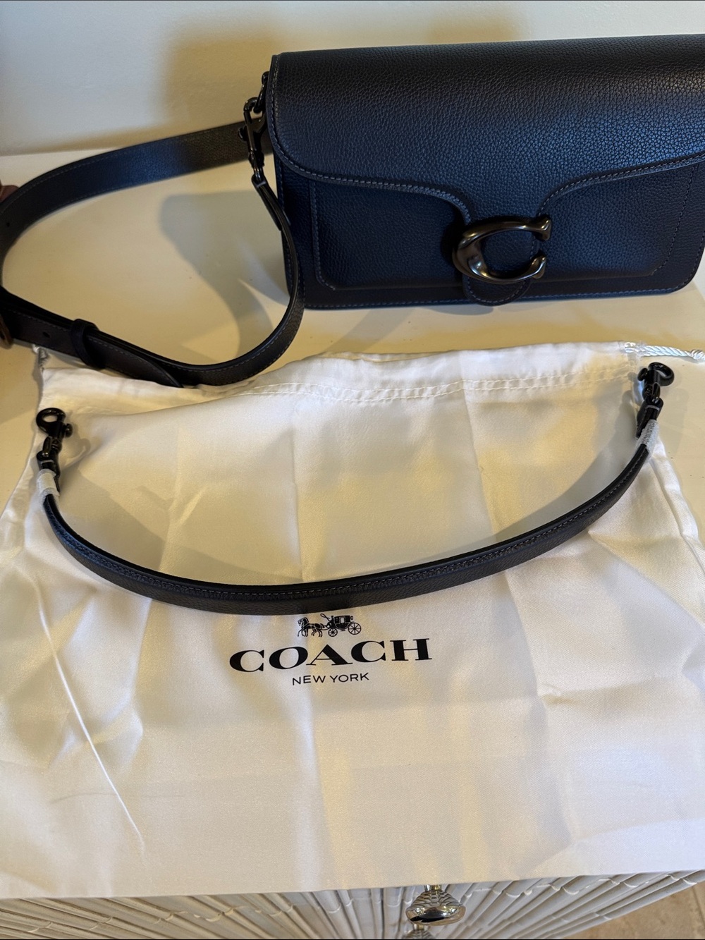 Coach Black Pebbled Leather Tabby 26 Crossbody/Shoulder with Signature 'C' - Picture 8 of 9